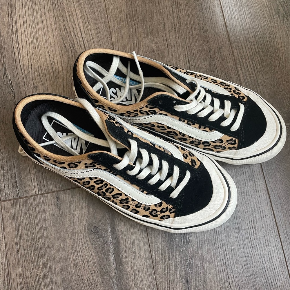 Vans Style 36 Decon SF ‘Mini Leopard’ Sneakers